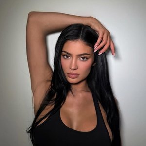 Голая Кайли Дженнер