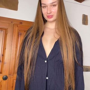 Голая Di Bunny