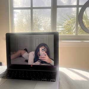 Голая Anya Lacey