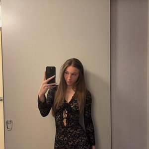 Голая Anya Lacey