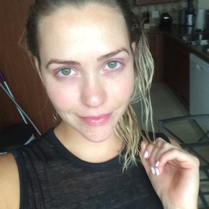 Голая Mia Malkova