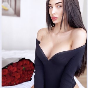 Голая Fiamurr