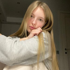 Голая Алёна Бархаленко