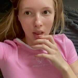 Голая Алёна Бархаленко