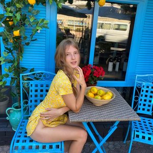 Голая Алёна Бархаленко