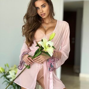Голая Лиза Коваленко