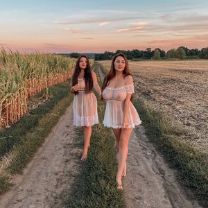 Голая Луиза Ховански