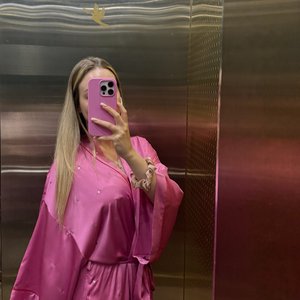Голая Luna Bognya