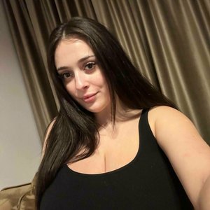 Голая Sarah White