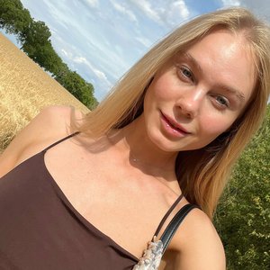 Голая Майя Коноваленко