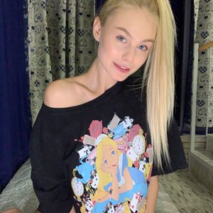 Голая Майя Коноваленко