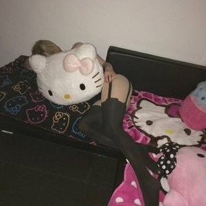 Голая Аврил Лавин